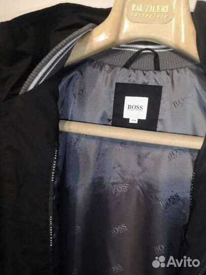 Куртка ветровка мужская hugo boss новая