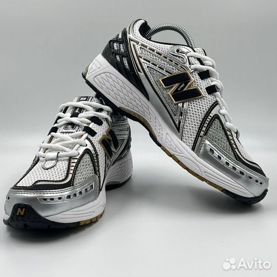 New Balance 1906R White Metallic Gold