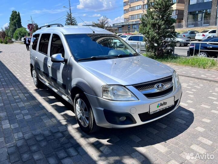 LADA Largus 1.6 МТ, 2013, 196 000 км