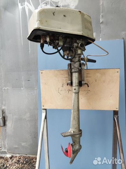 Мотор Салют Э 2 лс из СССР