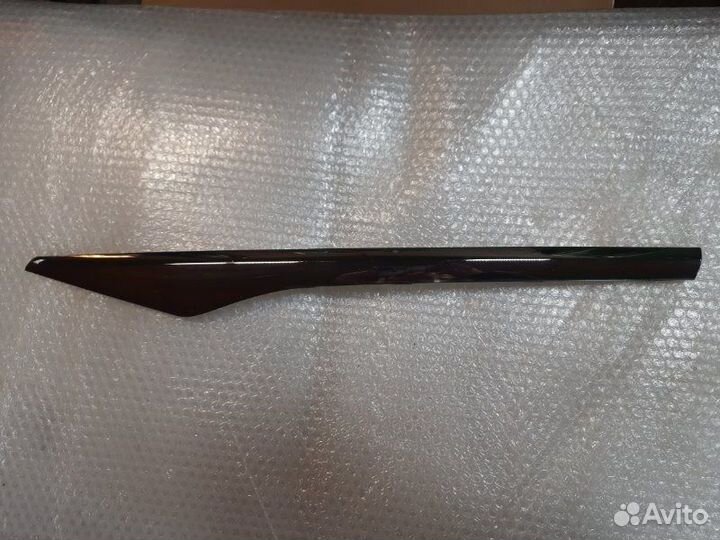 Молдинг двери задний левый Renault Captur 2013+