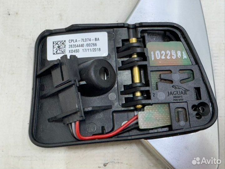 Кнопки руля Land Rover Range Rover Velar L560