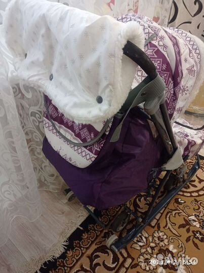 Зимняя детская коляска