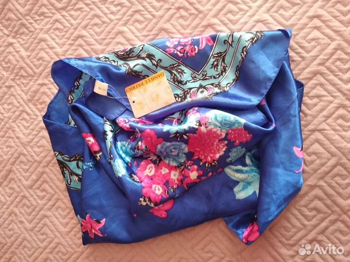 Платок Kari новый