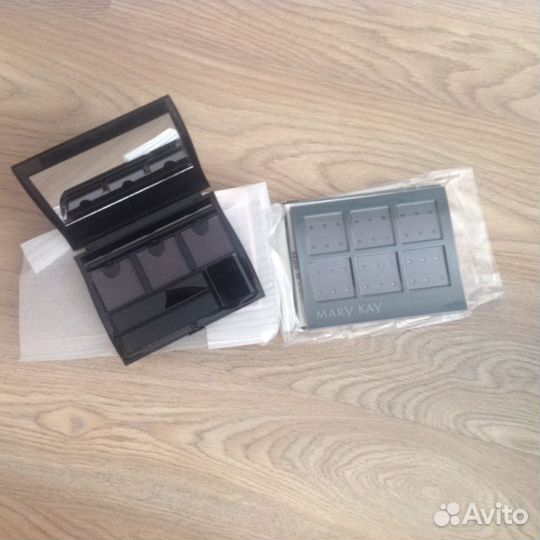 Футляры, кисти, косметички