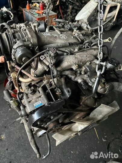 Двигатель Mitsubishi Pajero 6G74 GDI