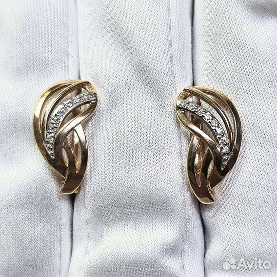 Золотые серьги с фианитом