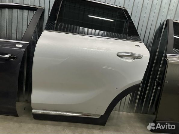 Задняя левая дверь Киа Соренто прайм