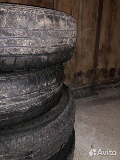 Bridgestone Dueler A/T 215/65 R16