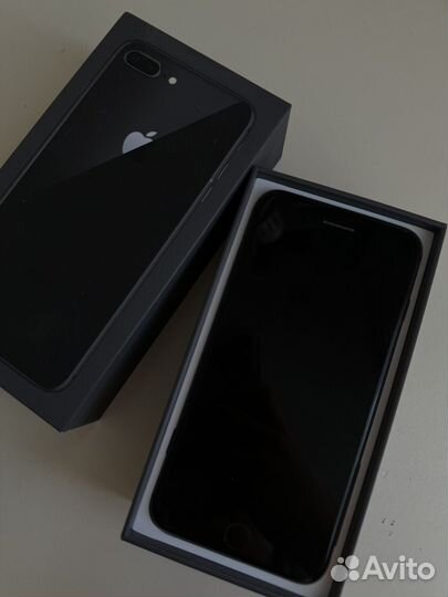 iPhone 8 Plus, 64 ГБ