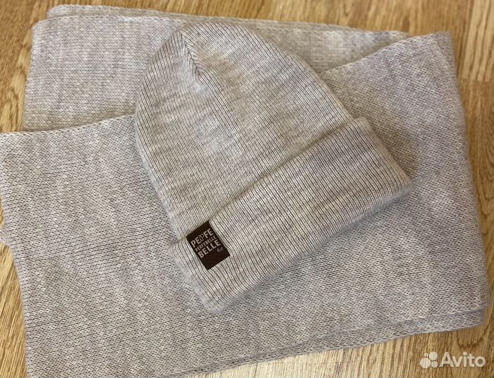 Комплект шапка и шарф женский