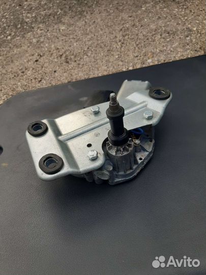 Мотор стеклоочистителя