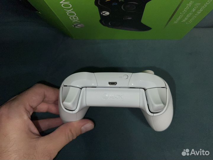 Геймпад Xbox One/Series