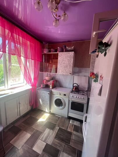 3-к. квартира, 42,1 м², 2/5 эт.