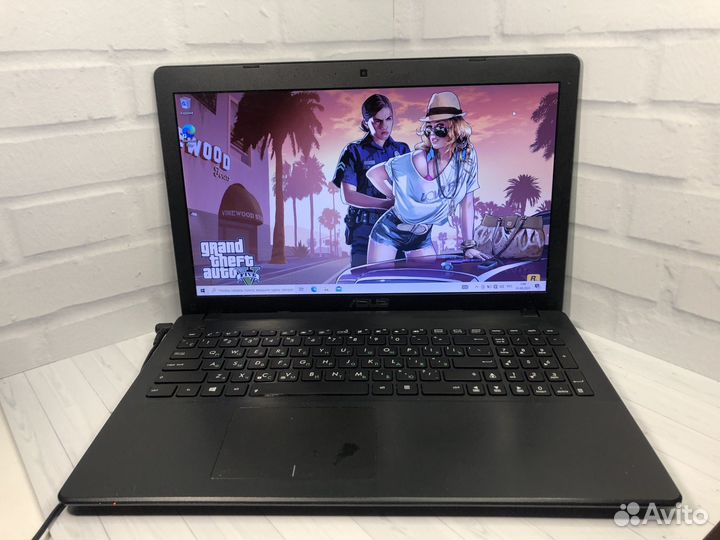 Игровой ноутбук Asus 4 ядра/2 видеокарты/8gb озу