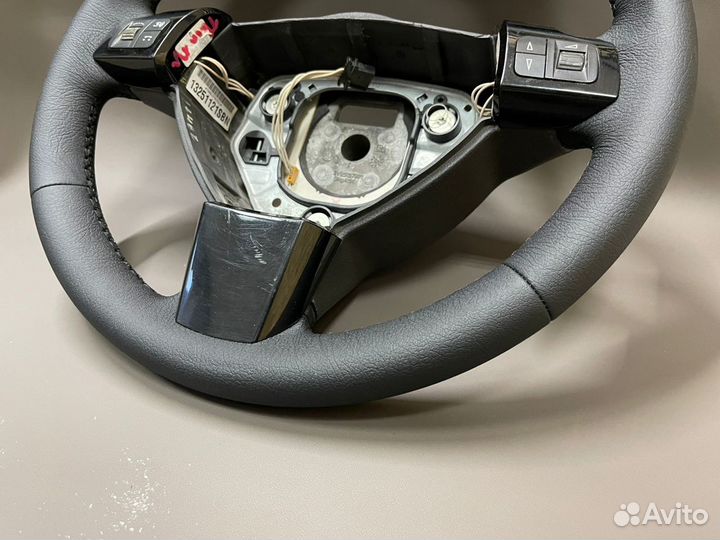 Руль Opel Astra h перетянут в кожу Dakota