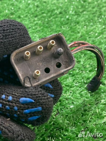 Фишка разъем Mercedes-Benz 190 W201 RP102989 1989