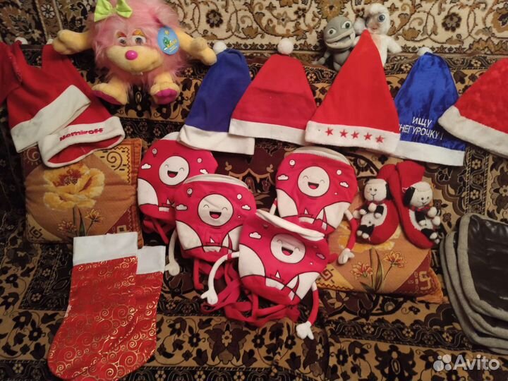 Новогодние рюкзачки, прочая праздничная атрибутика