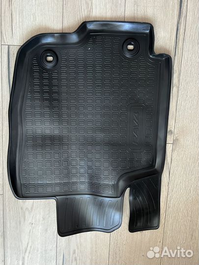 Автомобильные коврики резиновые