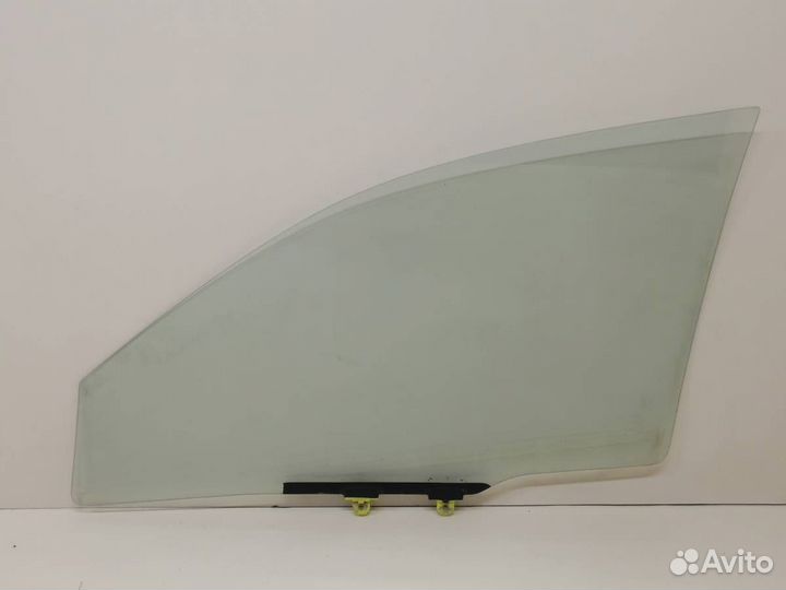 Стекло двери передней правой Mitsubishi Lancer 9 C