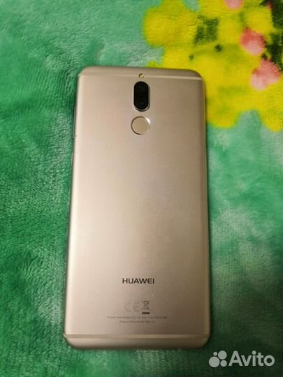 Телефон Huawei