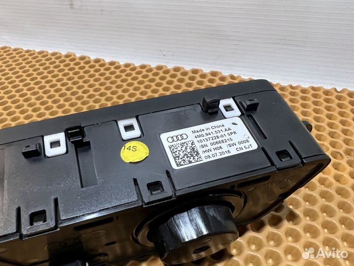 Блок управления светом фар Audi A4 B9 A5 8W