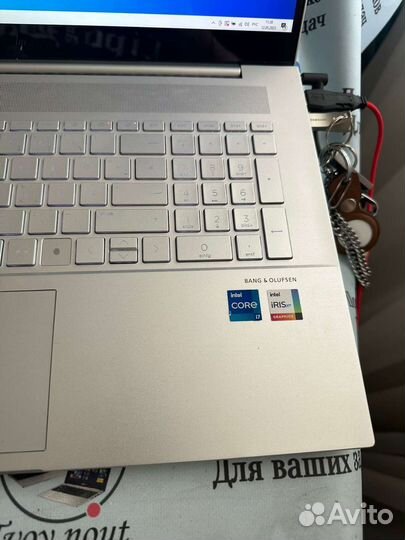 Hp envy 17 core I7 1165G7/1024gb