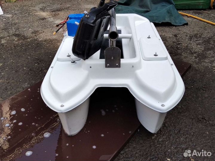 Продаю прикормочный кораблик