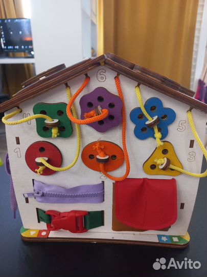 Бизиборд бизидом