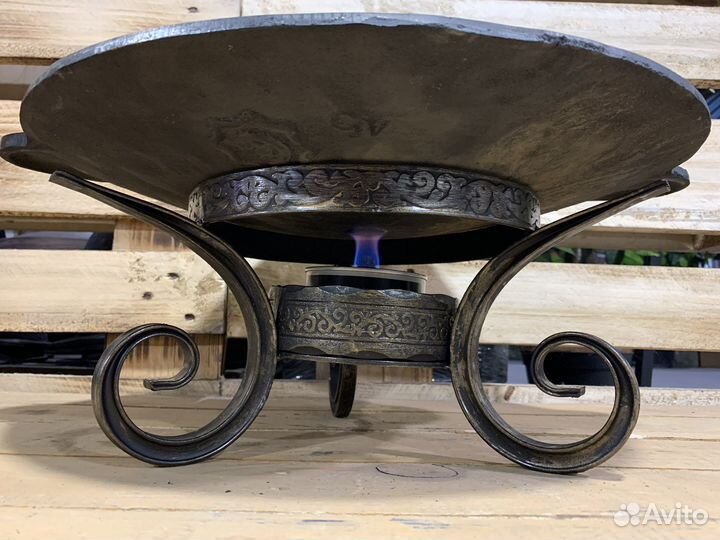 Садж чугунный с подставкой