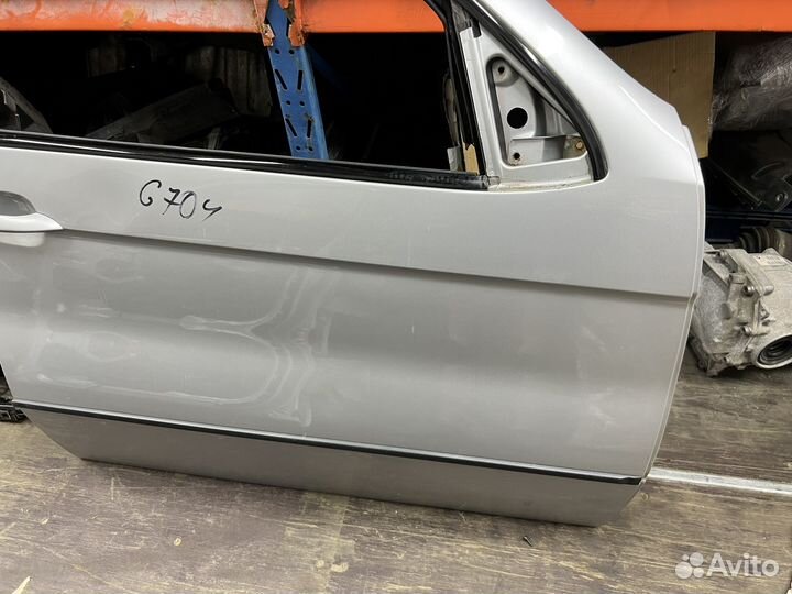 Дверь передняя правая BMW X5 E53 354 цвет
