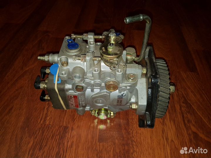 Топливный насос высокого давления Zexel