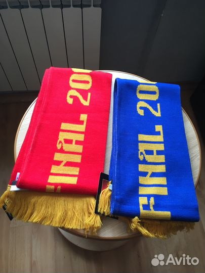 Manchester United; Chelsea (шарфы)