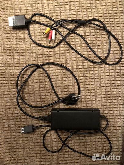 Xbox 360 + kinect + геймпад + 4 игры