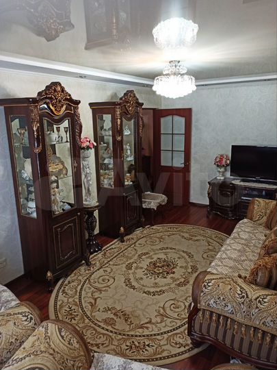 2-к. квартира, 54 м², 3/5 эт.