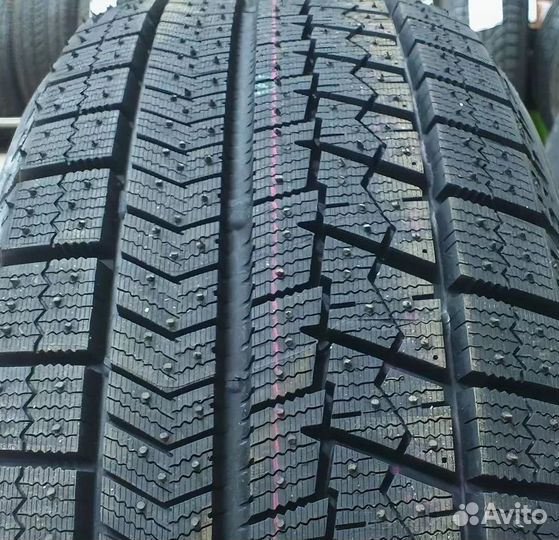 Bridgestone Blizzak Ice 245/45 R18 96S