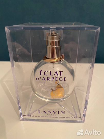 Пустые флаконы и коробки от парфюмерии