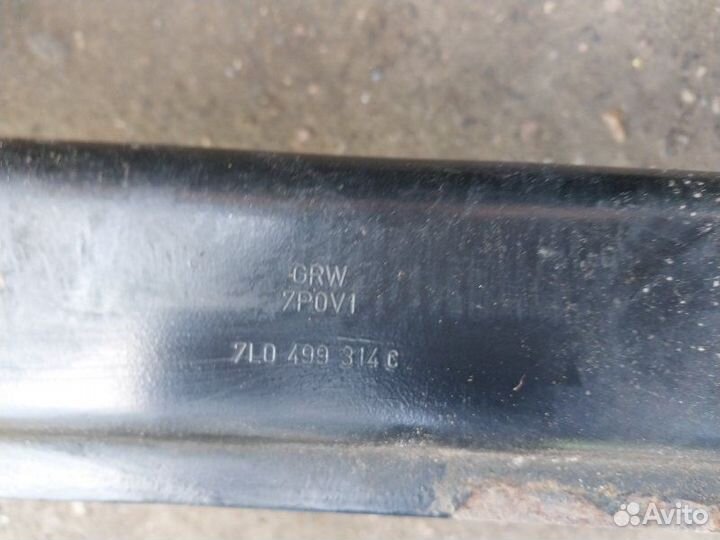 Балка подвески Audi Q7 4L 3.0 tfsi 2012