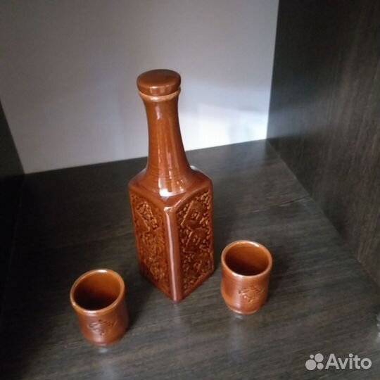 Графин(кувшин, штоф)глиняный с 2 стопочками