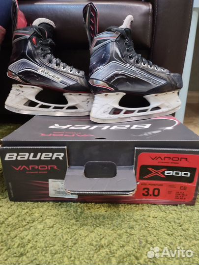 Коньки хоккейные