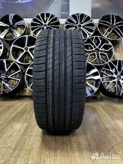Tracmax X-Privilo RS01+ 275/45 R21 и 315/40 R21 110Y