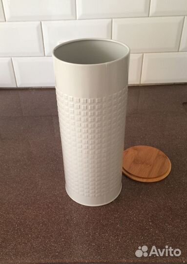 Банка металлическая