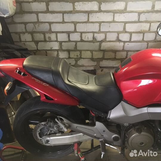 Сидение Honda X11