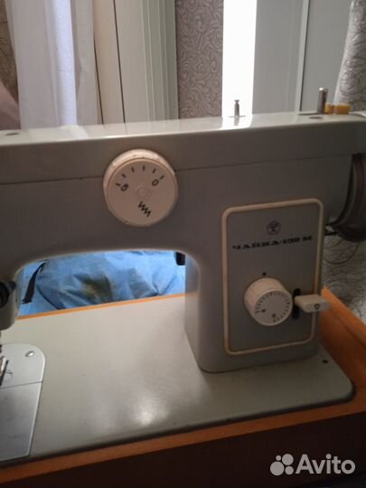 Швейная машина Чайка