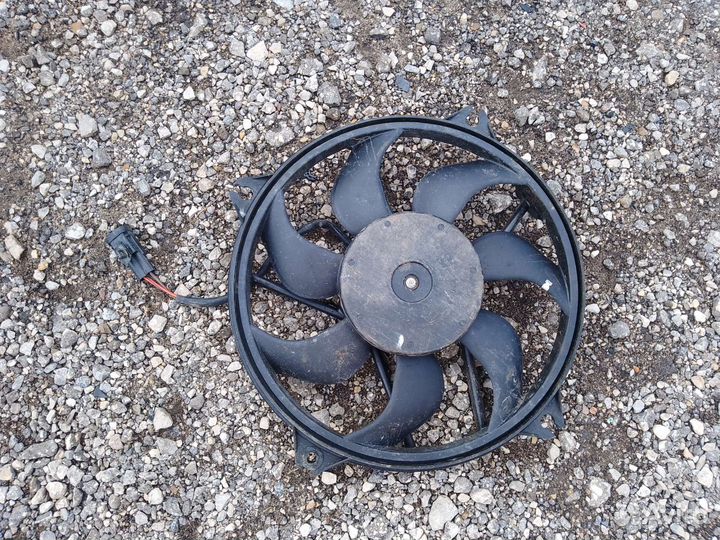 Вентилятор радиатора Citroen C4 B7