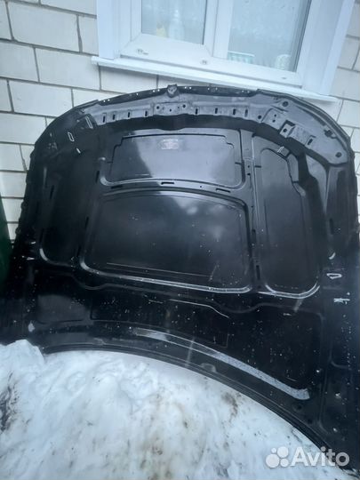 Капот BMW e90 дорест