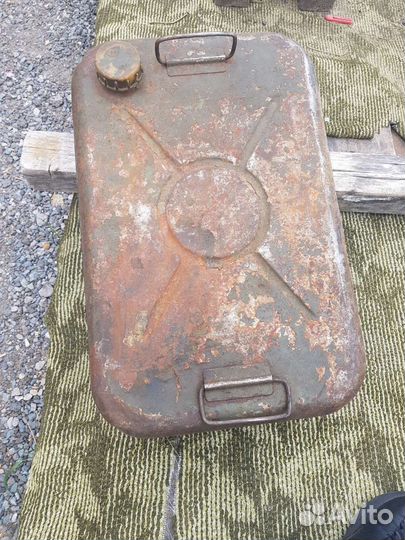 Канистры металлические