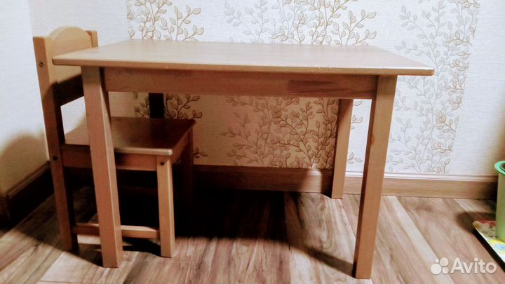 Детский стол и стул IKEA сундвик