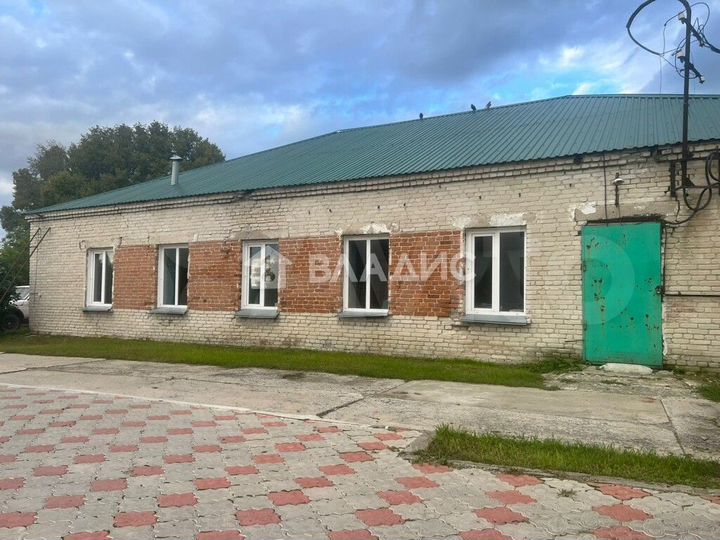 Продам торговое помещение, 195.5 м²