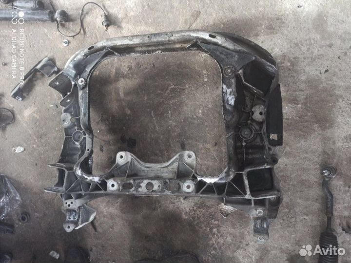 Подрамник Mercedes-Benz S-Class W220 M113E50 2004